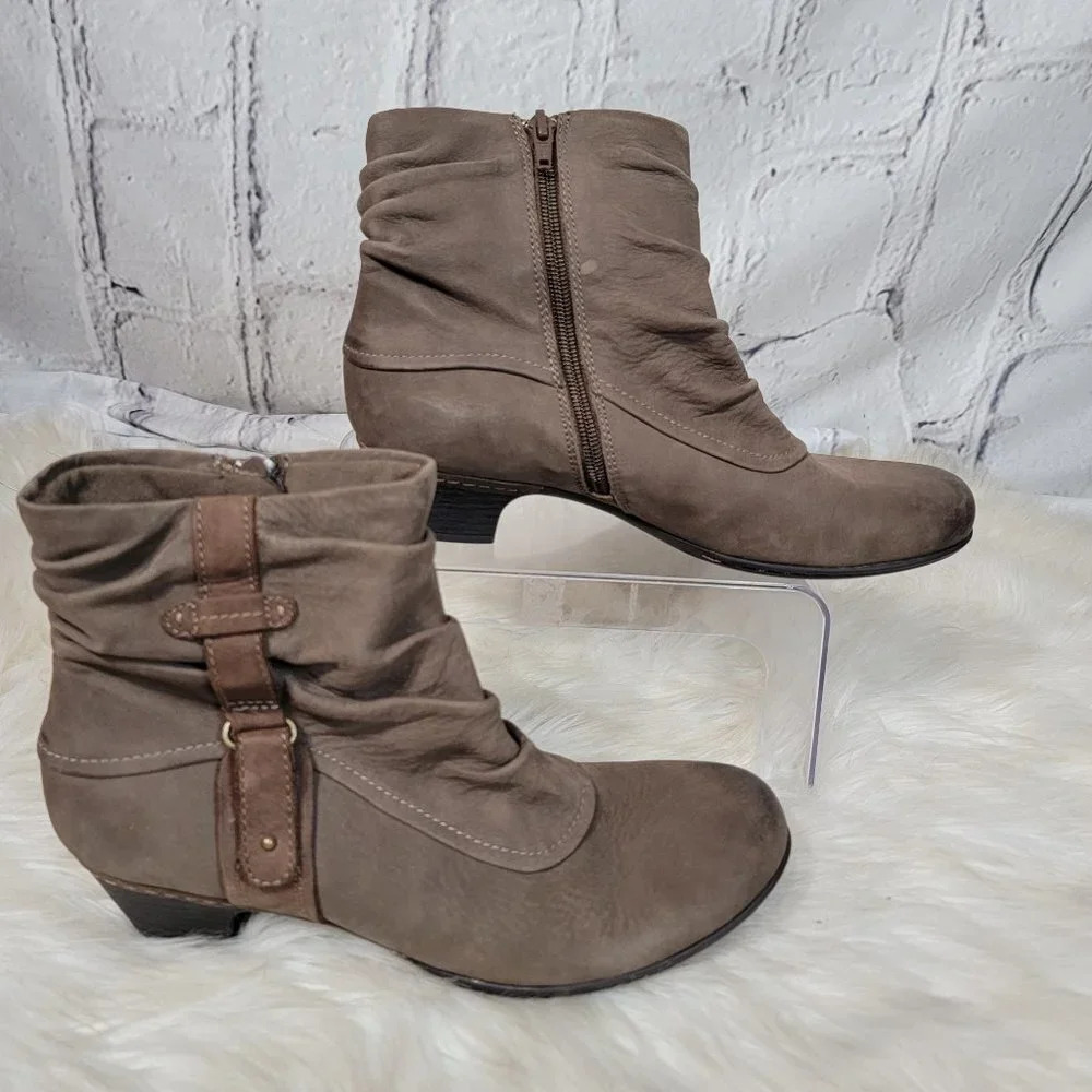 Cobb Hill Womens 9.5 Tan Brown Short Heel Bootie Slouchy Ankle Boot Comfy Casual